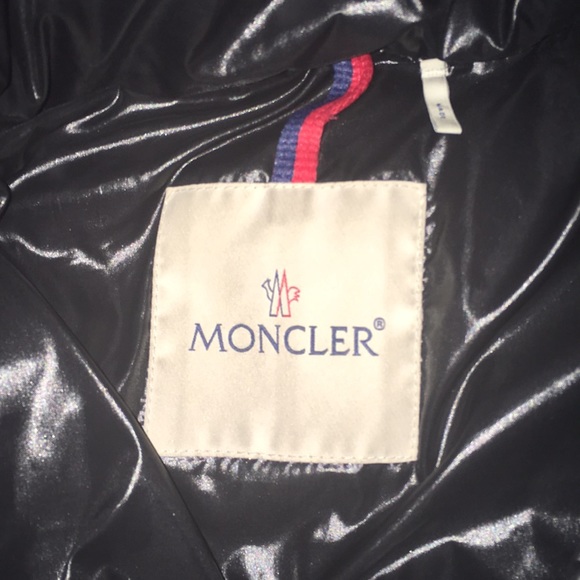 Moncler jacket size 2 (USED) - Picture 3 of 4